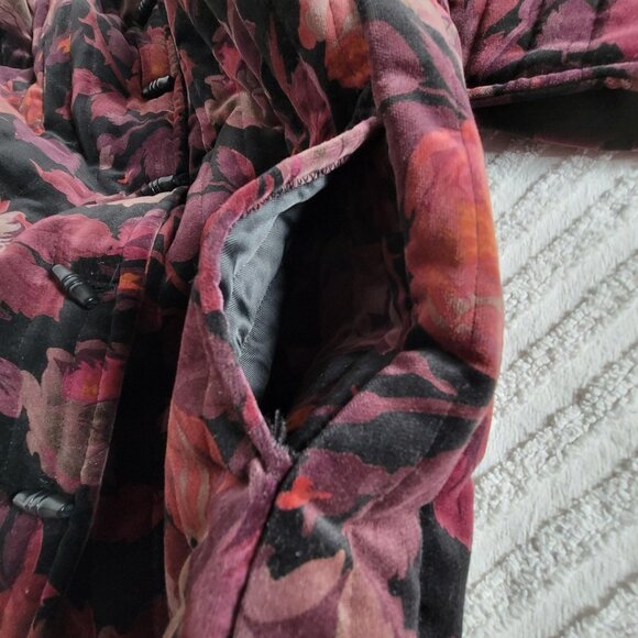 Vintage Sun'n Sand Floral Velvet Jacket With Chinese Knot Buttons - Picture 4 of 8